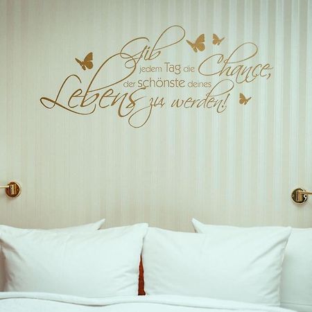 Landhotel Classic Oranienburg Ngoại thất bức ảnh